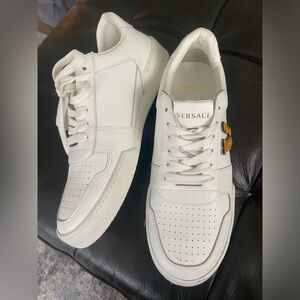 Versace sneakers size 42.5